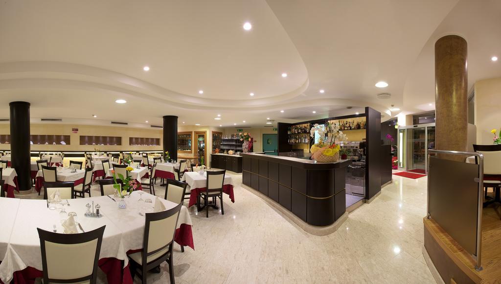 Hotel 5 Vie Almenno San Salvatore Extérieur photo