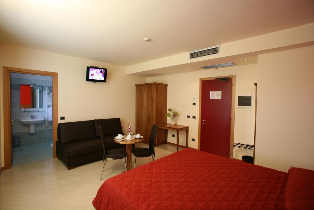 Hotel 5 Vie Almenno San Salvatore Chambre photo